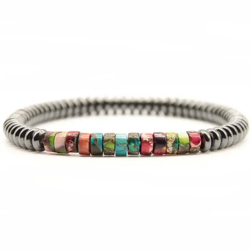 Hematiet armband met gekleurde kralen