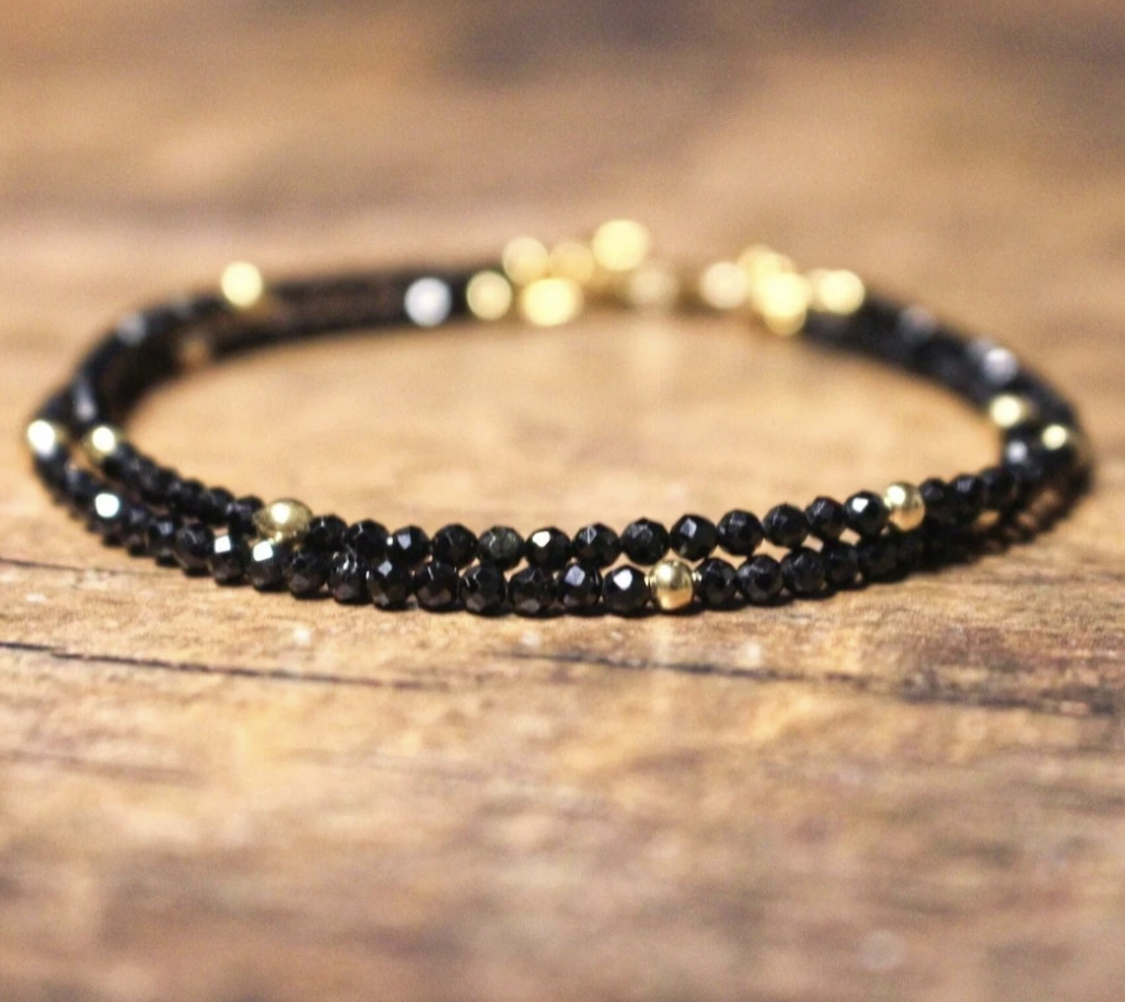 Zwarte toermalijn kralen armband